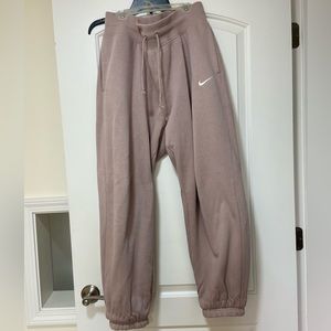 Nike oversized sweatpants